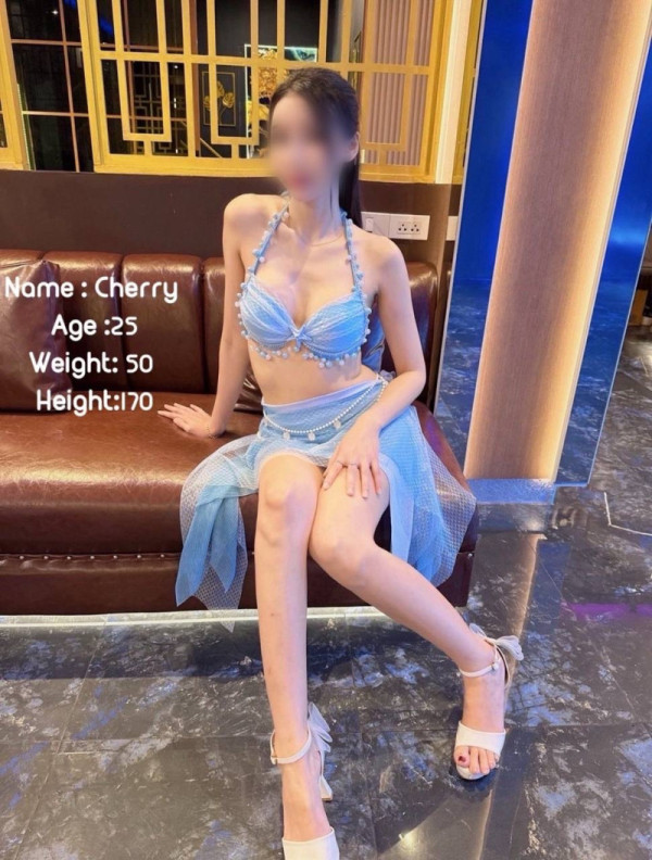 Nuru massage Chiang Mai therapist 3