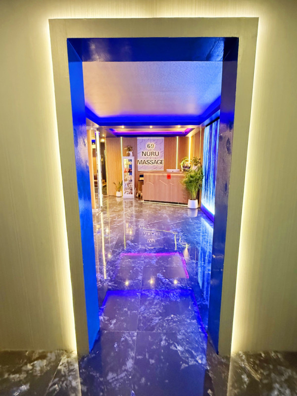 69 Nuru Massage Chiang Mai premium interior reception